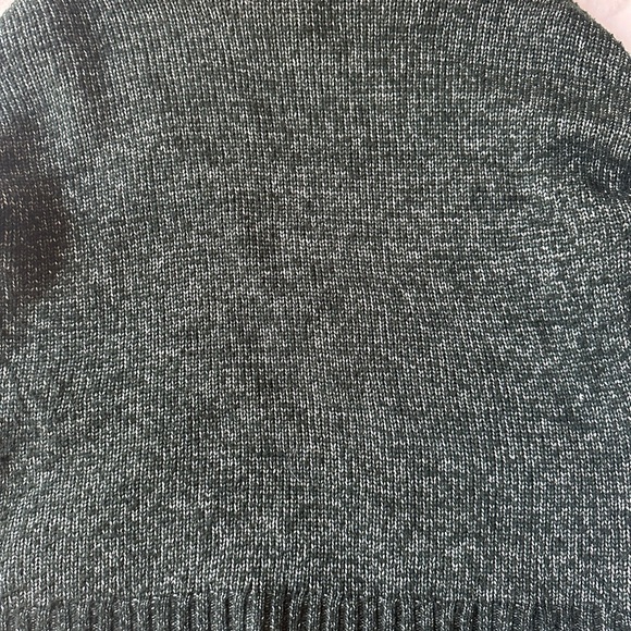 Banana Republic Dark Green Knit Turtleneck Sweater - Petite Medium - Picture 3 of 6